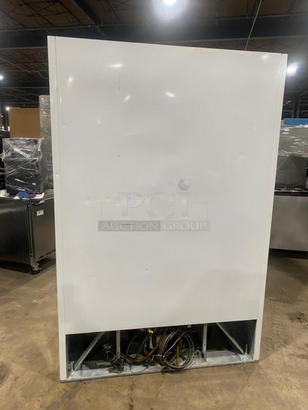 Beverage-Air Commercial White Double Glass Swing Door Reach In Merchandiser Refrigerator! With Poly Coated Wire Racks! Model: MT49-W SN: 6850056! 115V 1 Phase! - Image 3 of 9