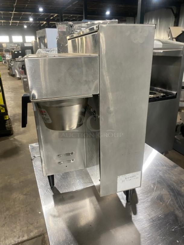 Fetco Extractor Series Commercial Stainless Steel Electric Powered Countertop Twin Coffee Brewer! With Brew Baskets! Model: CBS-2032! On Legs! - Image 3 of 8