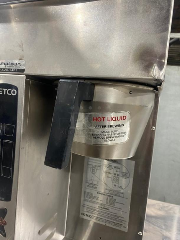 Fetco Extractor Series Commercial Stainless Steel Electric Powered Countertop Twin Coffee Brewer! With Brew Baskets! Model: CBS-2032! On Legs! - Image 7 of 8