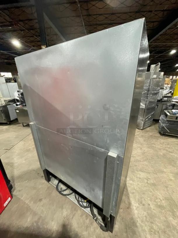Master-Bilt Commercial Black 4-Tier Refrigerated Open Grab-N-Go Merchandiser Display Case! With Pull-Down Night Curtain! Model: BMOA-48 SN: 167086 OCC01! - Image 4 of 7