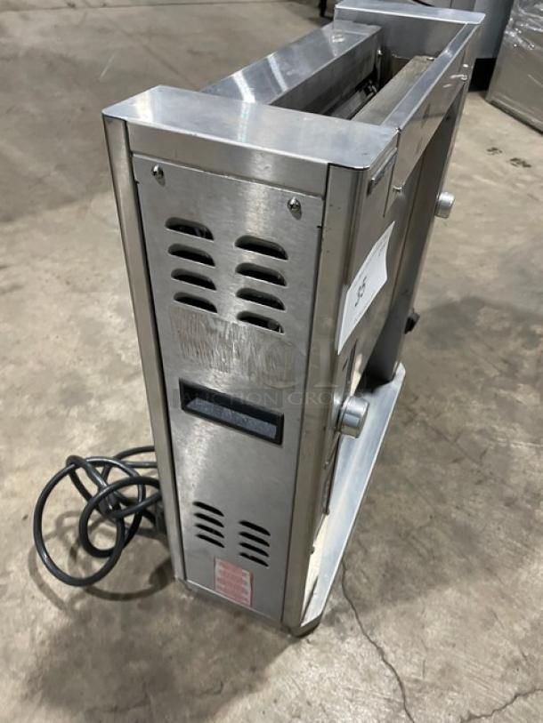 NICE! Prince Castle! Late Model! Commercial Stainless Steel Electric Powered Countertop Vertical Contact Toaster! Model: CTS-MCK SN: FMDK198800X! 120V! Working When Removed! - Image 2 of 9