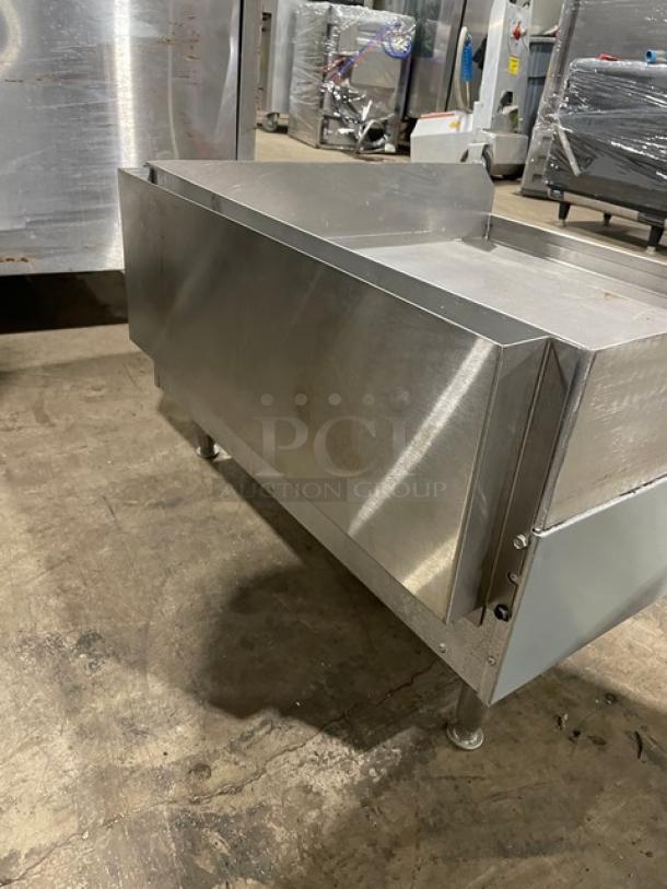 Eagle Group Red Hots Series Commercial Stainless Steel Countertop Flat Griddle! With Thermostatic Controls! With Back & Side Splash! On Legs! - Image 4 of 6