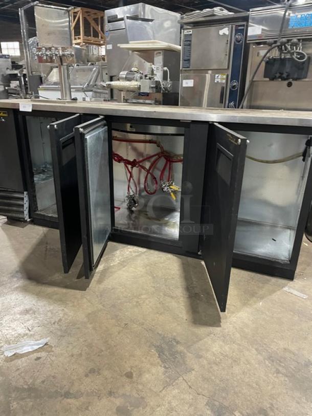 True Commercial Black 3 Door Refrigerated Kegerator! With Single-Tower Quadruple Tap! With Stainless Steel Worktop! Model: TBB-4 SN: 7528133! 115V 1 Phase! - Image 6 of 9
