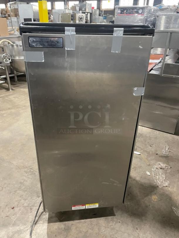 SWEET! Stoelting By Vollrath! Late Model! Commercial Stainless Steel Floor Style Dual Soft Serve Ice Cream/Frozen Yogurt Machine! With 2 Hoppers & 3 Flavor Dispensers! Model: F231-38I2-2XGC SN: 6220908N! 208-240V 1 Phase! On Casters! Working When Removed! - Image 3 of 10