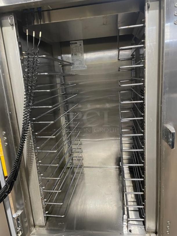 Traulsen Commercial Stainless Steel Left Hinged Self-Contained Reach In Blast Chiller! With On-Board Printer! With Built In Pan Holding Racks & 3 Food Probes! Model: TBC13 SN: T87914G17! 208-230/115V! - Image 5 of 9