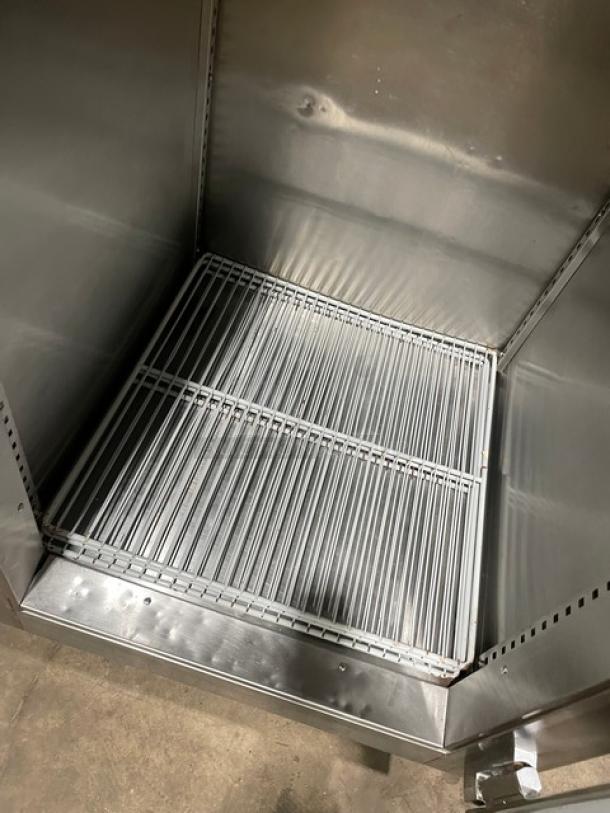 Victory Commercial Stainless Steel Solid Single Door Reach In Freezer! With Poly Coated Wire Racks! On Legs! - Image 6 of 9