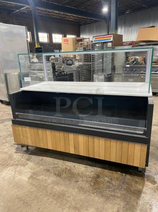 Structural Concepts Starbucks Style Commercial Black Refrigerated Open Grab-N-Go Merchandiser Display Case! With Enclosed Top Glass Merchandiser Showcase! Model: SBZ6652DR! 220V 1 Phase! On Legs!