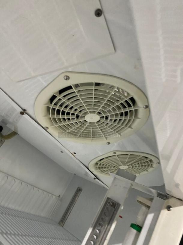 Turbo Air Frozen Food Style Commercial White Double Glass Swing Door Reach In Merchandiser Freezer! With Poly Coated Wire Racks! Model: TGF-49F SN: GF49205041! 110-120/220-240V! On Casters! - Image 6 of 9
