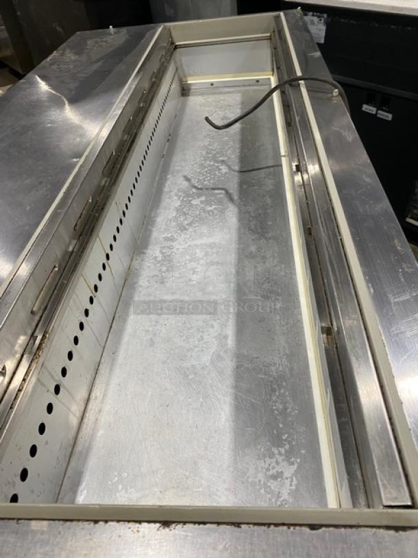 Beverage-Air Commercial Stainless Steel 2 Door Refrigerated Mega Top Salad/Sandwich Prep Table! Model: SP60-16! 115V 1 Phase! On Casters! - Image 5 of 9