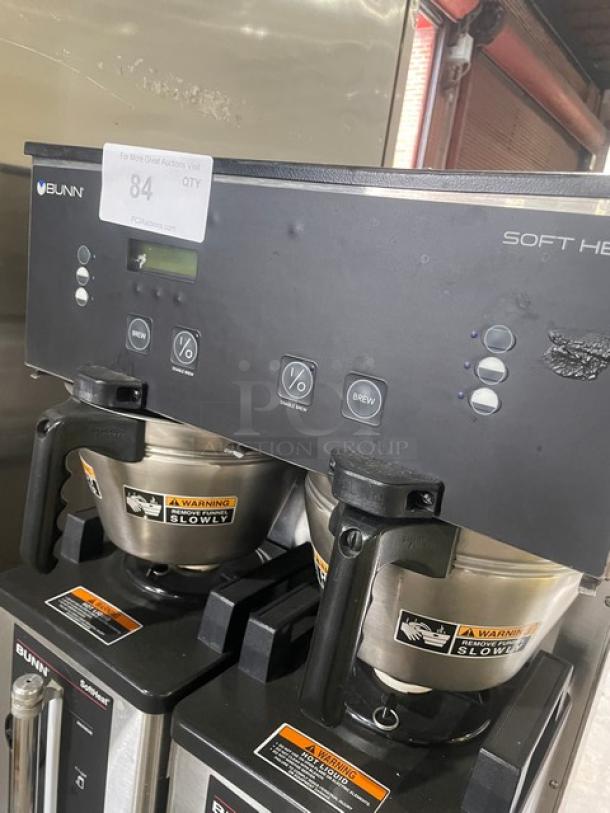 Bunn Soft Heat Series Commercial Stainless Steel Countertop Dual Coffee Brewer! With Hot Water Dispenser! With Smart Splashguard Funnels & Bunn Soft Heat Series Portable Servers! Model: DUAL SH DBC SN: DUAL157000! 120/208-240V 1 Phase! On Legs! - Image 6 of 8