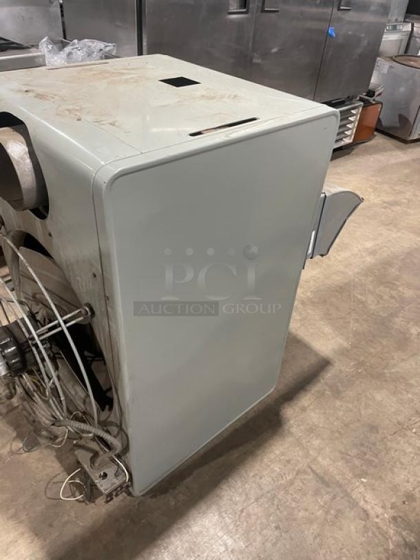 Modine Commercial Natural Gas Powered Unit Heater! Model: PD200AE0130 SN: 39011013204-6666! 115V 1 Phase! - Image 3 of 8