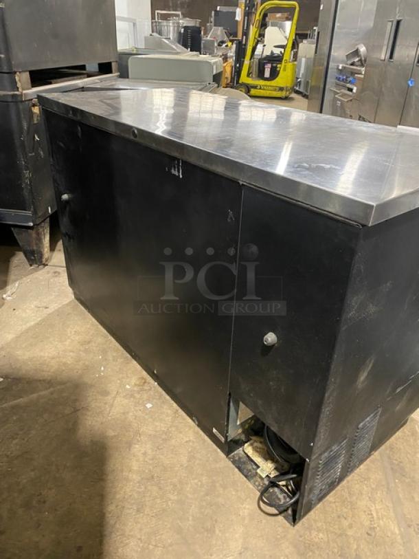 True Commercial Black 2 Door Refrigerated Back Bar Cooler! With Stainless Steel Worktop! With Poly Coated Wire Racks! Model: TBB-2 SN: 1-4727416! 115V 1 Phase! On Casters! - Image 4 of 8