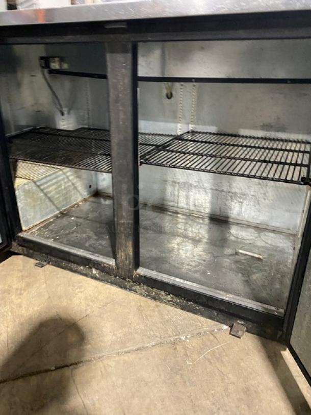 True Commercial Black 2 Door Refrigerated Back Bar Cooler! With Stainless Steel Worktop! With Poly Coated Wire Racks! Model: TBB-2 SN: 1-4727416! 115V 1 Phase! On Casters! - Image 5 of 8