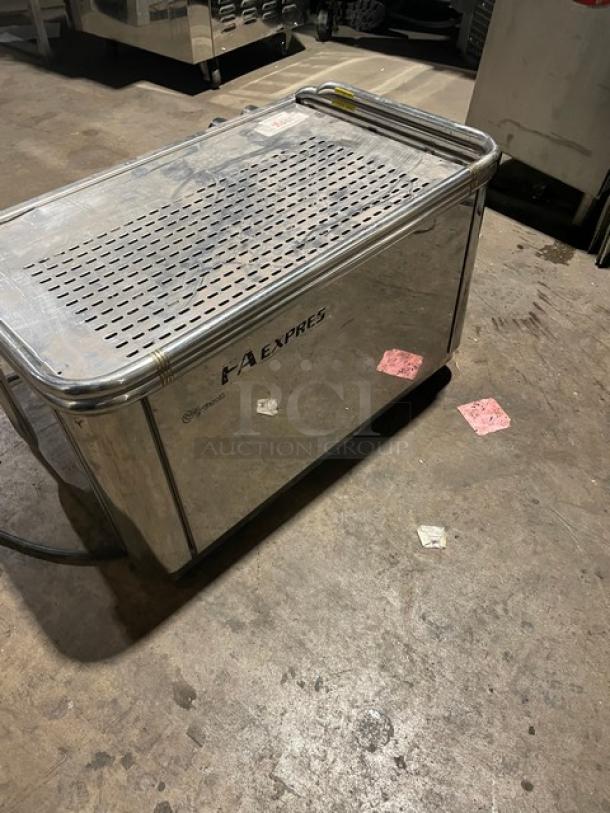 VFA Express Commercial Stainless Steel Electric Powered Countertop Double Espresso/Coffee Machine! With Drip Tray! Model: CP SN: 015830S! 115-220V! - Image 3 of 9