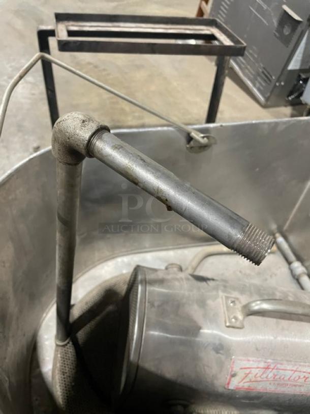 Lot Of RF Hunter Filtrator Series Commercial Stainless Steel Oil Filtration/Mobile Gravity Drain Misc! With Equipment Cart! All One Money! - Image 4 of 5