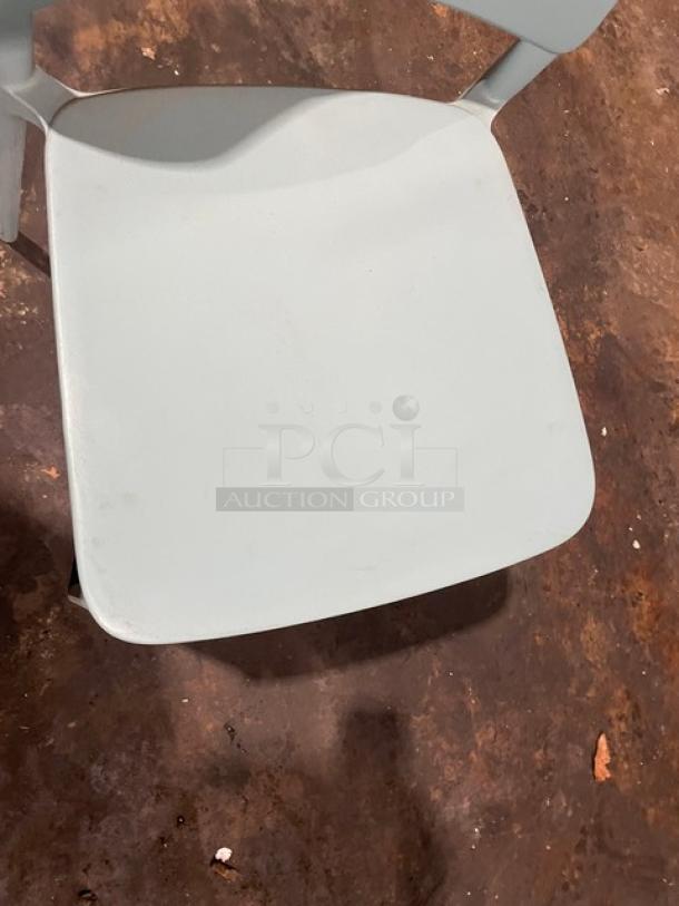 Commercial Citrus Green Stackable Indoor/Outdoor Dining Chairs! 7X Your Bid! - Image 4 of 6