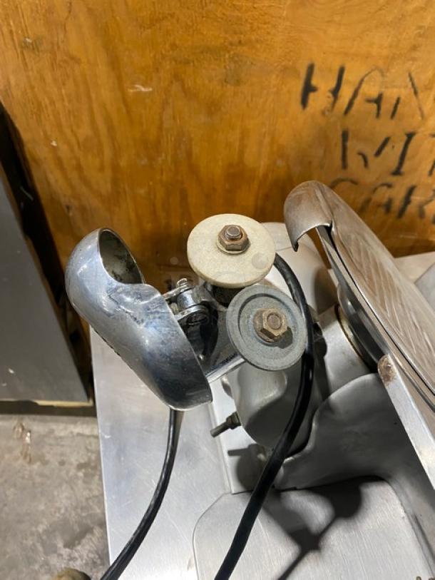 Globe Commercial Electric Powered Countertop Gravity Feed Deli Meat Slicer! Model: 210 SN: 11108! On Legs! - Image 9 of 9