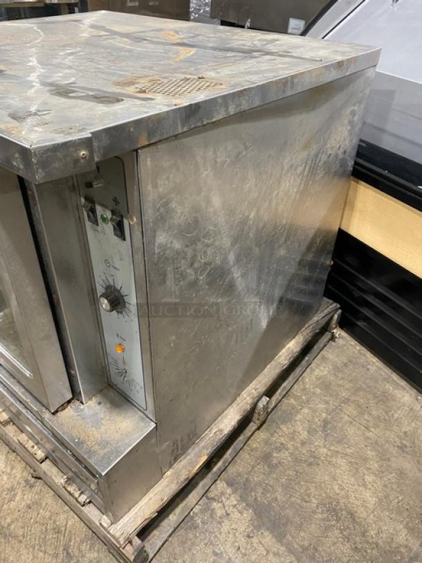 Sunfire Commercial Stainless Steel Natural Gas Powered Single Stack Convection Oven! With Wire Oven Rack! SN: 1109230000217! With Legs! - Image 2 of 9