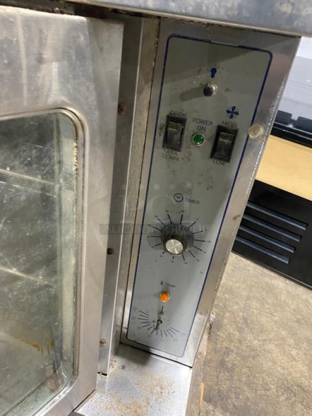 Sunfire Commercial Stainless Steel Natural Gas Powered Single Stack Convection Oven! With Wire Oven Rack! SN: 1109230000217! With Legs! - Image 6 of 9