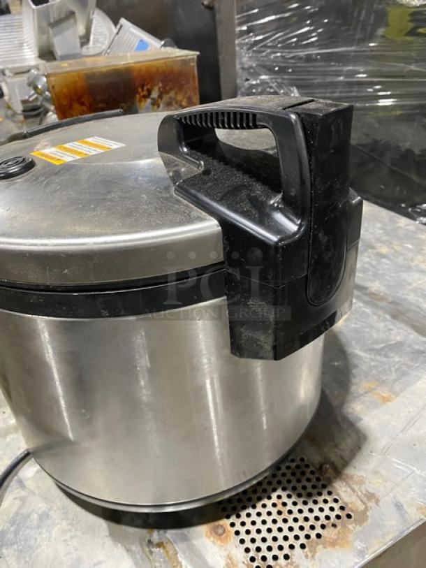 Hamilton Beach Proctor Silex Series Commercial Stainless Steel Electric Powered Countertop 60 Cup (30 Cup Raw) Rice Cooker/Warmer! Model: 37560R SN: C3232ET00571! 120V! - Image 3 of 6