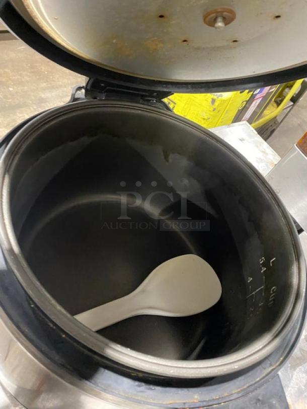 Hamilton Beach Proctor Silex Series Commercial Stainless Steel Electric Powered Countertop 60 Cup (30 Cup Raw) Rice Cooker/Warmer! Model: 37560R SN: C3232ET00571! 120V! - Image 5 of 6