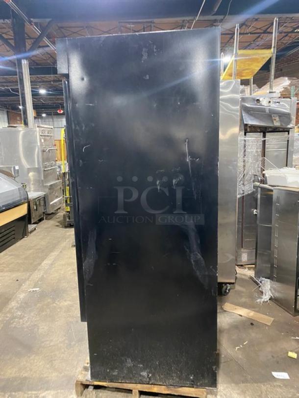Carrier CMX Series Commercial Black Double Glass Sliding Door Reach In Merchandiser Refrigerator! With Poly Coated Wire Racks! Model: MC1100! 120V 1 Phase! - Image 3 of 8