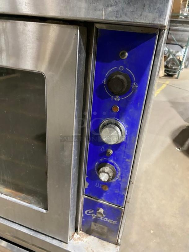 Bakers Pride Cyclone Series Commercial Stainless Steel Natural Gas Powered Single Stack Convection Oven! With Wire Oven Rack! Model: CO11-G1 SN: 326! 120V 1 Phase! - Image 7 of 8