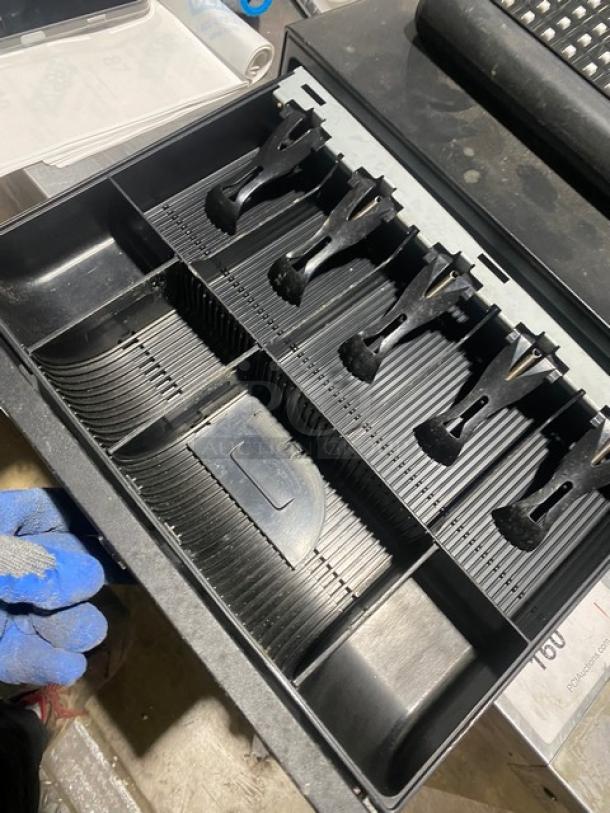 Sam4s Commercial Black Electric Powered Countertop Food Service Cash Register! With Cash Drawer! Model: SPS-320 SN: 1308270077! 120V 1 Phase! - Image 8 of 9