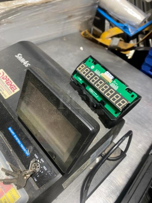 Sam4s Commercial Black Electric Powered Countertop Food Service Cash Register! With Cash Drawer! Model: SPS-320 SN: 1107270084! 120V 1 Phase! - Image 5 of 9