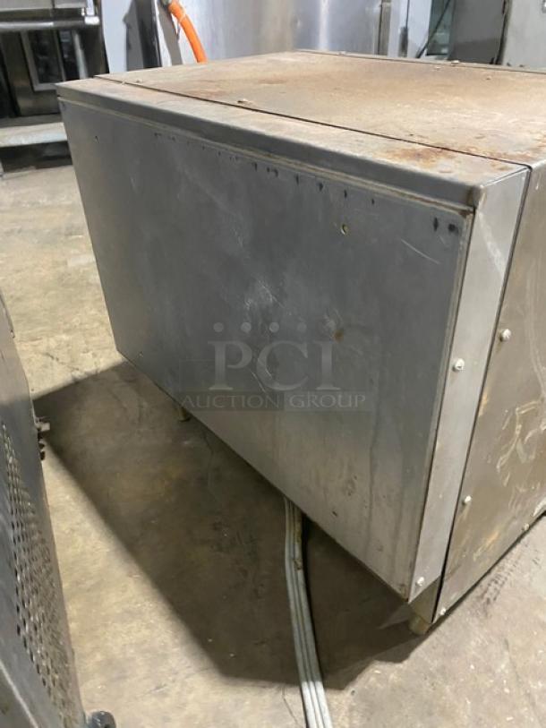 Lang Meltmaster Plus-II Series Commercial Stainless Steel Electric Powered Wall/Countertop Mounted Salamander Broiler/Cheese Melter! With Wire Rack! Model: MM24 SN: D37121! 240V 1 Phase! On Legs! - Image 4 of 8