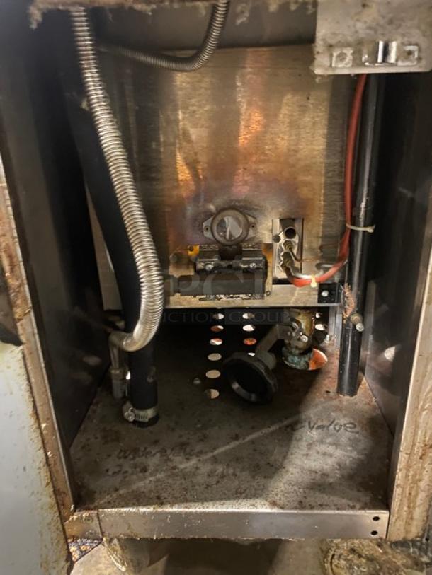 AXIS Commercial Stainless Steel Natural Gas Powered Single Floor Model Pasta Cooker! With Fresh Water Valve & Control Knob! With Back Splash! With Assorted Mesh Baskets! Model: AX-SPG SN: 90MF.406! On Casters! - Image 7 of 10