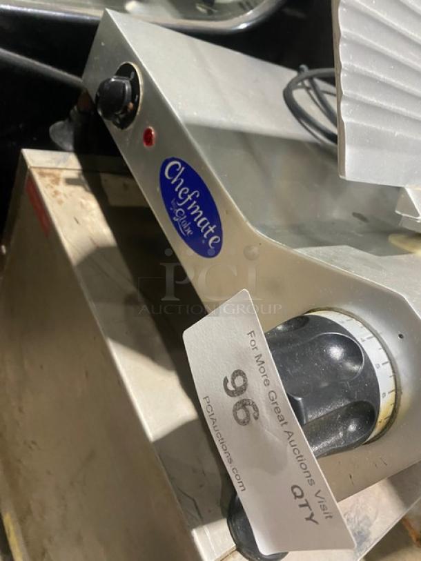 Globe Chefmate Series Commercial Heavy Duty Electric Powered Countertop Deli Meat/Cheese Slicer! Model: GC 12D SN: 132899! 115V 1 Phase! On Legs! - Image 6 of 8