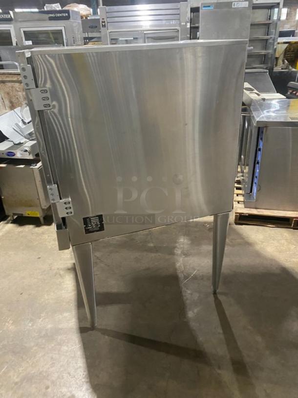 Blodgett Commercial Stainless Steel Electric Powered Single Stack Combi-Oven/Steamer! With Wire Oven Racks! Model: BC14E/AB SN: 070203.1H060S! 208V 3 Phase! On Legs! - Image 3 of 9