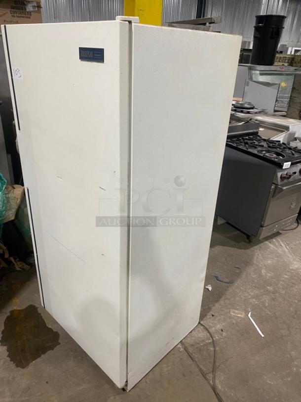 RichPlan Commercial White Single Door Reach In Upright Freezer! With Wire Racks! Model: GFU21M9AW4 SN: WB51407131! 115V 1 Phase! - Image 2 of 8