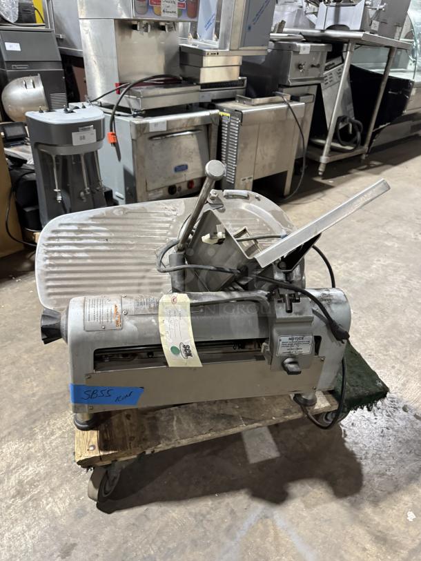 Hobart Commercial Heavy Duty Electric Powered Countertop Manual Deli Meat Slicer! 120V 1 Phase! On Legs! - Image 2 of 8