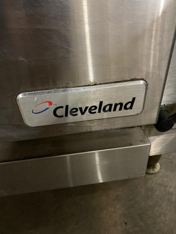 Cleveland Range SteamChef Series Commercial Stainless Steel Natural Gas Powered Countertop Convection Steamer! Energy Star Certified! With Built-In Pan Holding Rack! Model: 22CGT6.1 SN: 1310230000068! 120V 1 Phase! On Legs! - Image 7 of 11