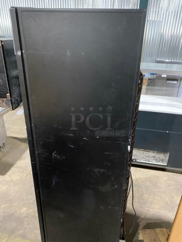EuroCave Commercial Black Single Glass Door Refrigerated Wine Cellar/Cabinet! Model: 283V2 SN: 1075384! 115V! - Image 4 of 10