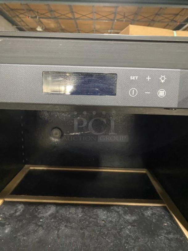 EuroCave Commercial Black Single Glass Door Refrigerated Wine Cellar/Cabinet! Model: 283V2 SN: 1075384! 115V! - Image 6 of 10