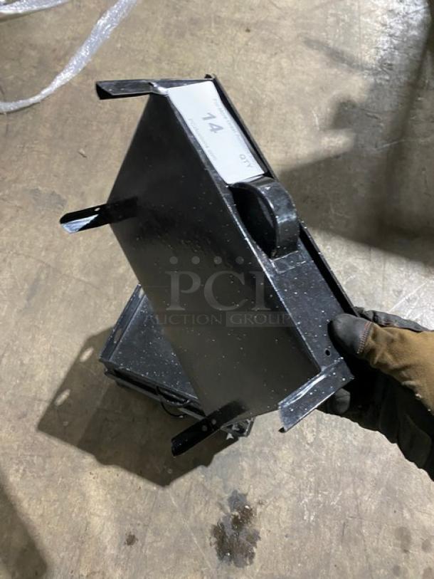 Commercial Stackable Portable Mini Charcoal BBQ Grills! With Grooved Grate Plate! On Legs! All One Money! - Image 6 of 9