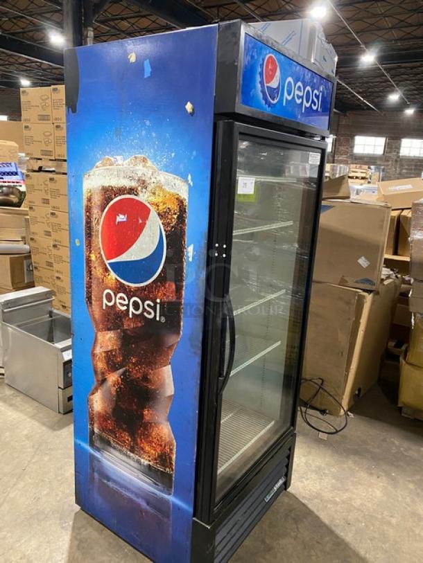 True Pepsi Style Commercial Single Glass Door Reach In Merchandiser Refrigerator! With Poly Coated Wire Racks! Model: GDM-26-HC~TSL01 SN: 9224248! 115V 1 Phase! - Image 2 of 8
