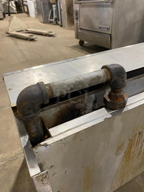 Royal Commercial Stainless Steel Natural Gas Powered Overhead Salamander Broiler/Cheese Melter! With Wire Oven Rack! - Image 7 of 8