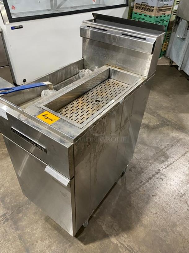 American Range Commercial Stainless Steel Natural Gas Powered Deep Fat Fryer! With Built-In Dump Station! Woth Back Splash & Basket Hanger! With Frying Basket! Model: AF-25DS SN: 181212-53916! On Legs! - Image 2 of 13