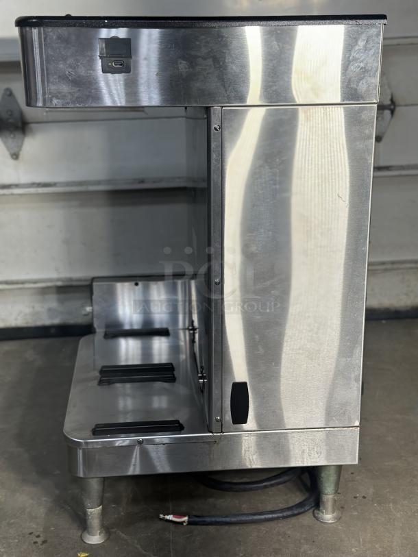 One Bunn Commercial Coffee Maker Model# 1CB Twin SH 120/240 Volts 20X21X34 Working when removed - Image 2 of 5