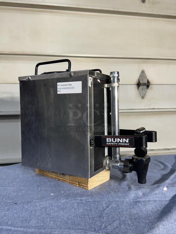 One Bunn Portable Coffee Server, 1.5 Gallon, Model # 1.5GPR-FF, Top Handle, 7X13X11 - Image 2 of 3