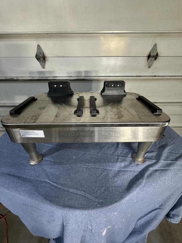 One Bunn Soft Heat Stand Warmer, Model# 2SH Stand 120 volts INF Series 20X12X10 - Image 1 of 4