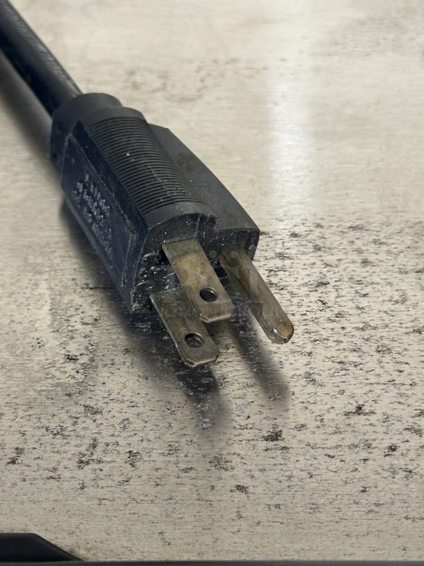 One Bunn Soft Heat Stand Warmer, Model# 2SH Stand 120 volts INF Series 20X12X10 - Image 4 of 4