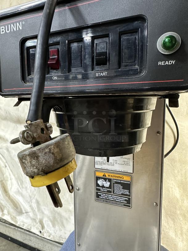 One Bunn Coffee Brewer, Model# CWT15-ABS, 120 Volts, Powered on when tested, 8X19X24 - Image 4 of 4