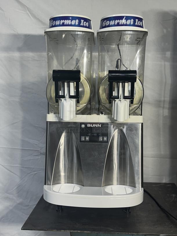 Clean Bunn ULTRA -2 16 3/5" Frozen Drink Slushy Machine w/ (2) 3-gal Bowls - 120v Tested and Working!
Summers Coming! - Image 4 of 5