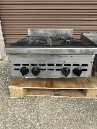 Bakers Pride 4 Burner Tabletop Commercial Stove, Model# X0B-424, 24X31X18 GAS Stove