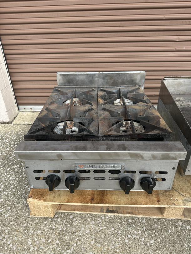 Bakers Pride 4 Burner Tabletop Commercial Stove, Model# X0B-424, 24X31X18 GAS Stove - Image 2 of 5